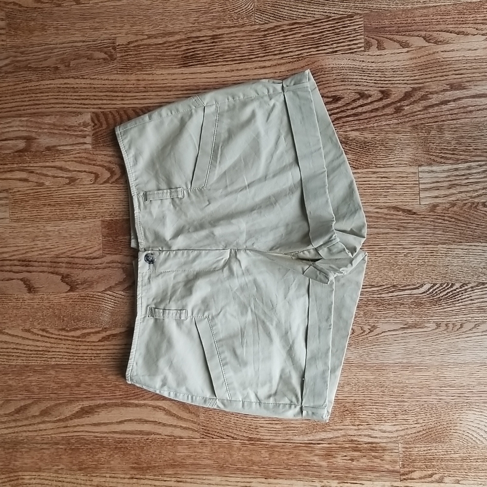 (8) Theory Beige Mini Shorts Summer Cotton Blend Outdoor Vacation Travel Coastal